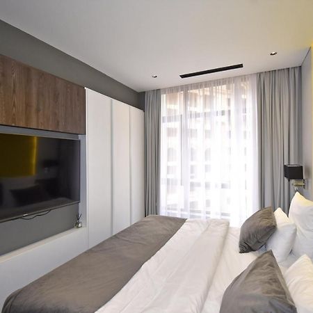 Avenue Aparthotel Yerevan Exterior photo